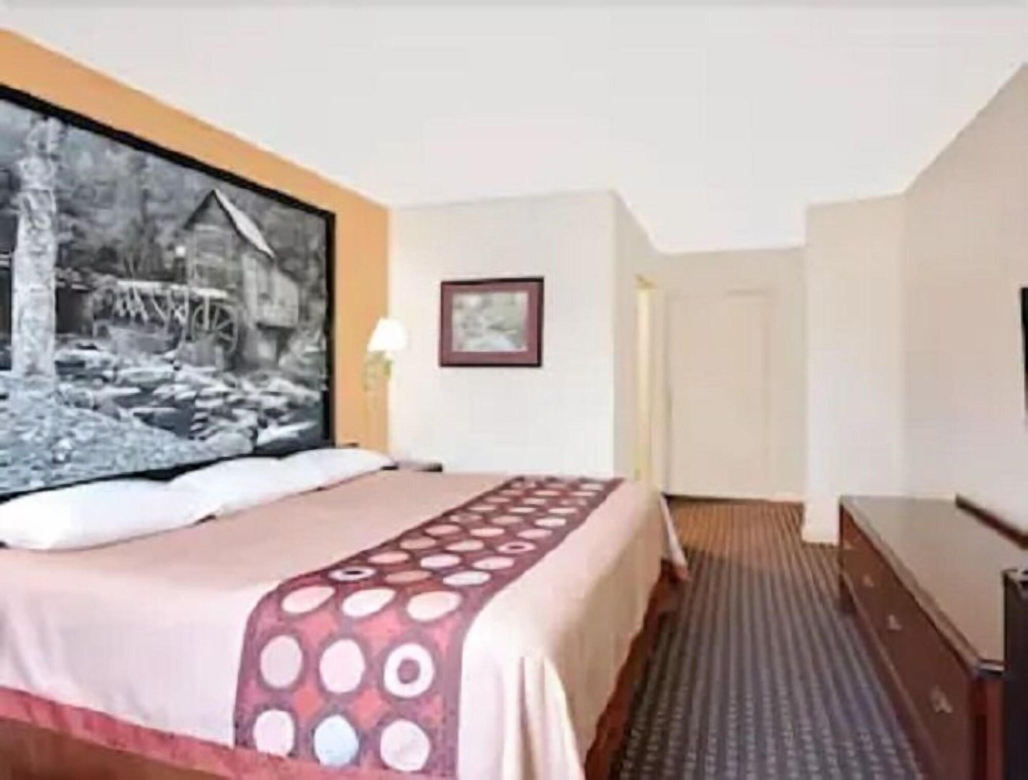 Super 8 By Wyndham Hillsville Bagian luar foto