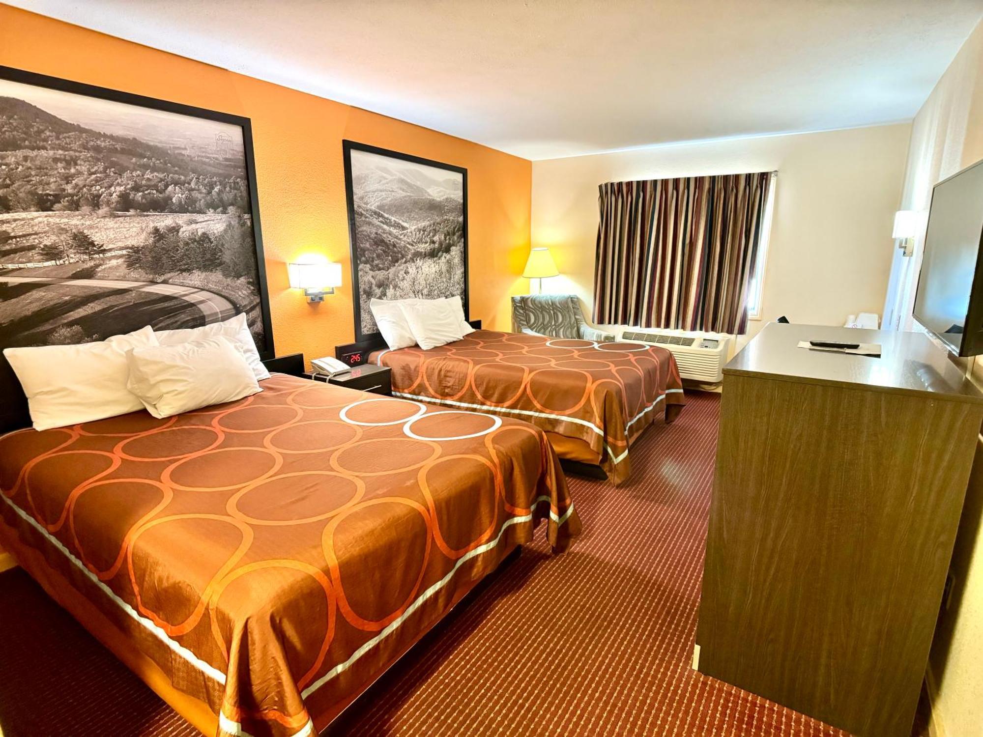 Super 8 By Wyndham Hillsville Bagian luar foto