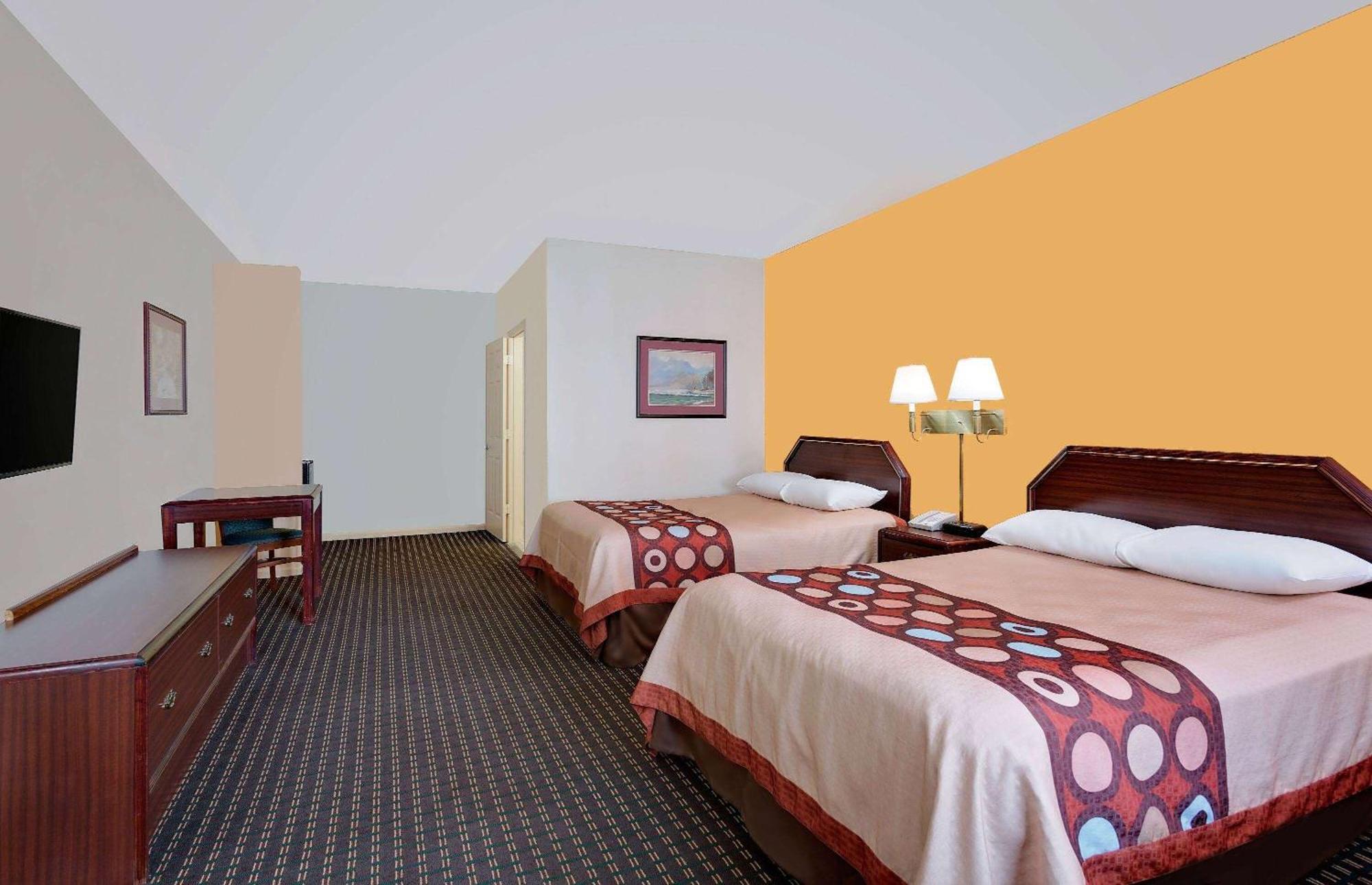 Super 8 By Wyndham Hillsville Bagian luar foto